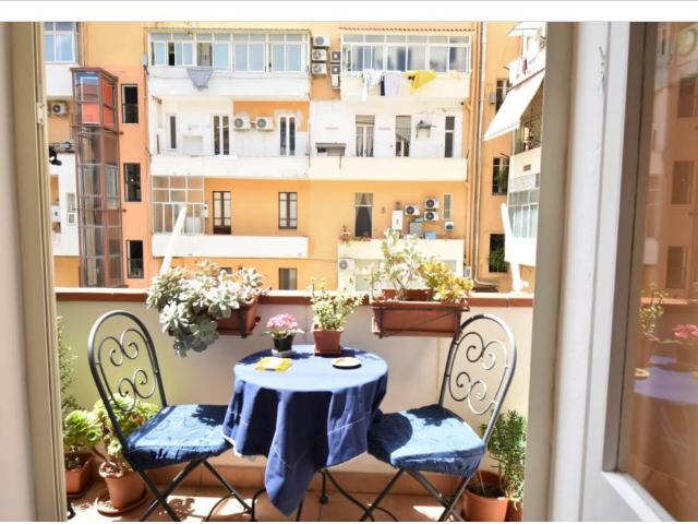 Vacanza Affitto Appartamento, in zona VILLANOVA, CAGLIARI