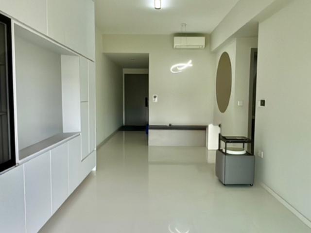 Vacanza @ East Condominium For Sale, $1,400,0002 Bath 840 sqft $1,667.00 psf
