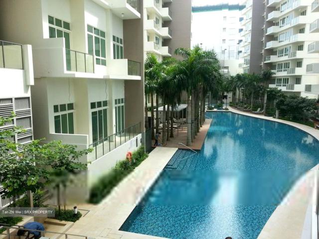 Vacanza @ East D14, Condominium