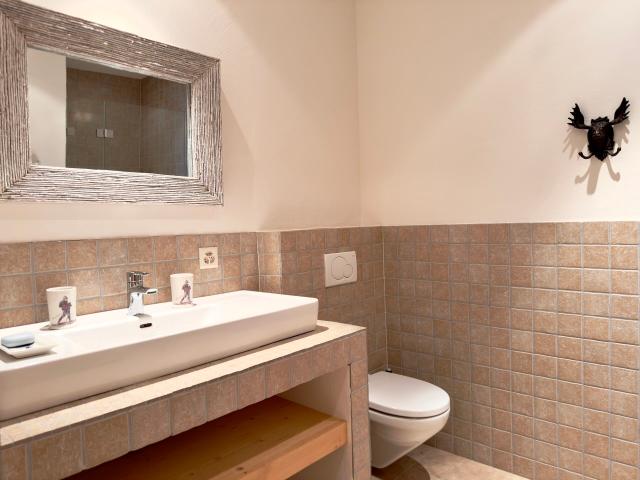 Vacation chalet with 7 rooms for rent in Crans Montana 450 m² | dreamo. Ch