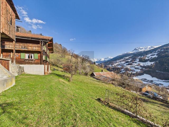 Vacation house with 10.5 rooms on sale in Küblis 230 m² | dreamo. Ch