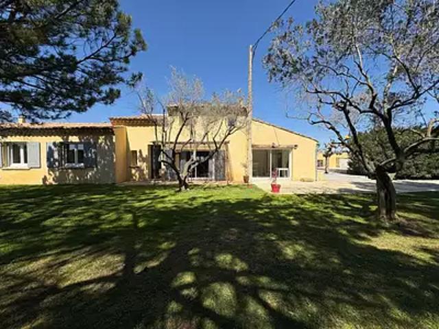 Vacqueyras 84190 Achat / Vente maison 8 pièces t8 parking