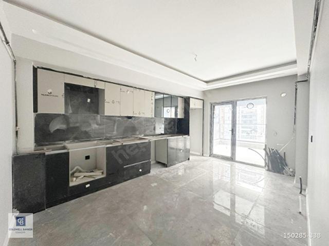 VADİ MANZARA'DA SATILIK 3+1 DAİRE GÜVENLİKLİ SİTE İÇERİSİNDE