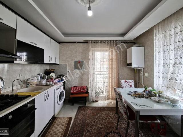 Vadi'den Kafkaslar'da Full Yapılı yeni Binada 3+1 Kök Tapu Daire