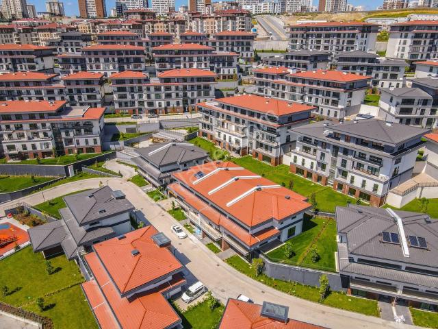 Vadievleri 1. Etapta Full Yapılı Özel Kış Bahçeli Satılık Villa
