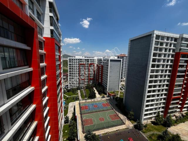 Vadikent Sitesinde Peyzaj Manzaralı 4+1 Lüks Satılık Daire