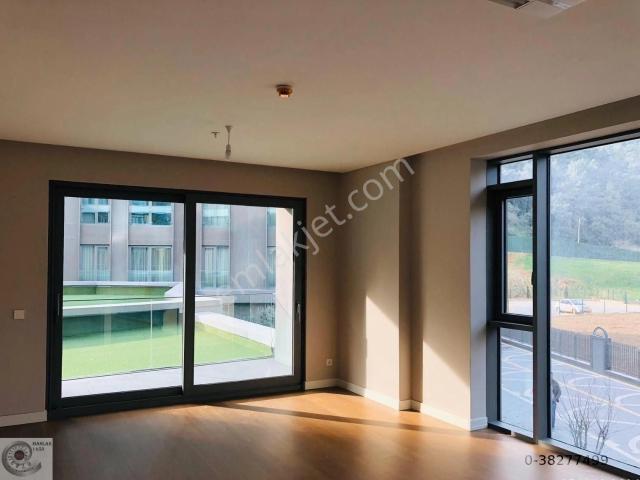 Vadistanbul Park Sitesi 4+1güncel Eşyasız Kiralık Daire