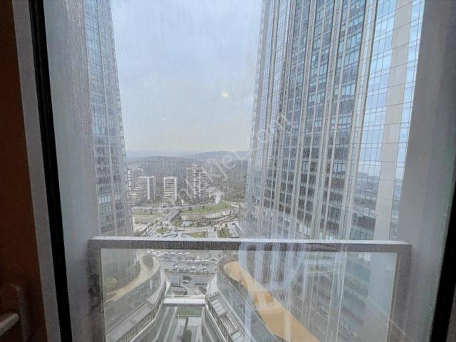 Vadistanbul Skyland Satılık 3+1 Pizza Dilim Vadi Cephe