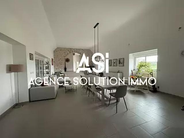 Vaiges 53480 Achat / Vente maison 7 pièces t7 au dernier étage cave