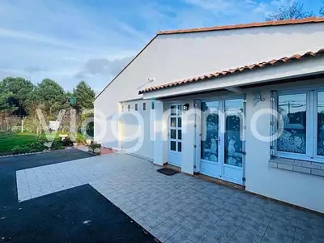 Vairé 85150 Achat / Vente maison 4 pièces t4 au dernier étage