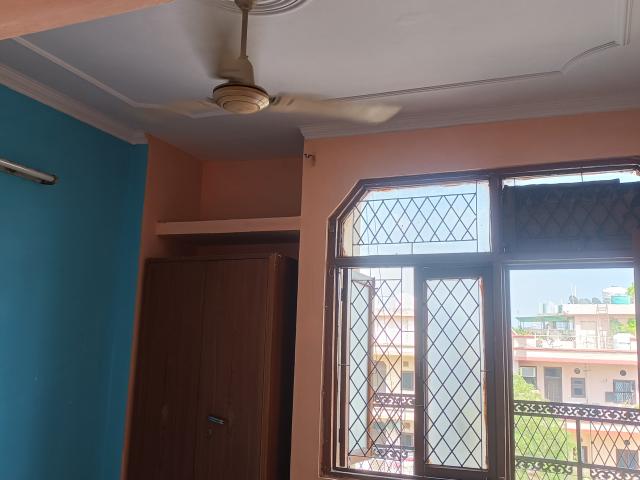 Vaishali Sector 5 1 Bedroom 500 Sq. Ft. Builder Floor in Vaishali Sector 5 Ghaziabad Listing ID: #8813