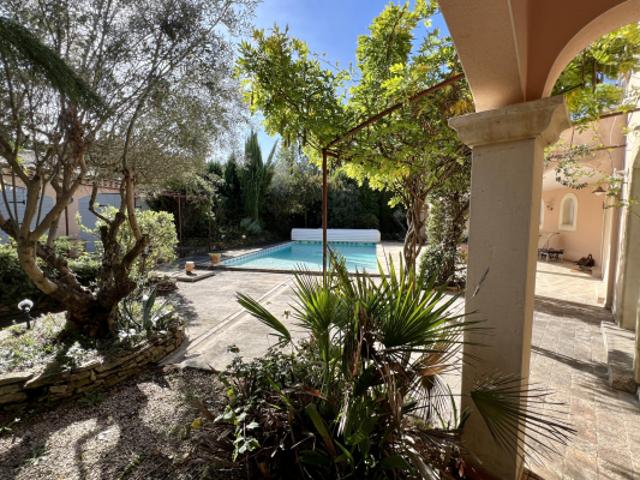 VAISON LA ROMAINE 5 Min Villa 180 m2 4 CHAMBRES 3 SAL