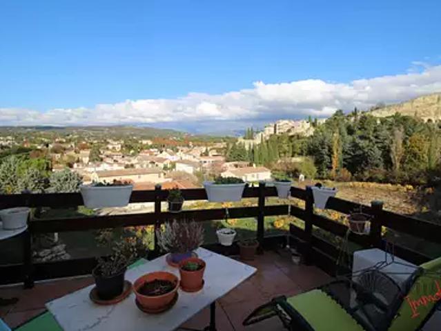 Vaison la Romaine 84110 Achat / Vente appartement 2 pièces t2 au dernier étage