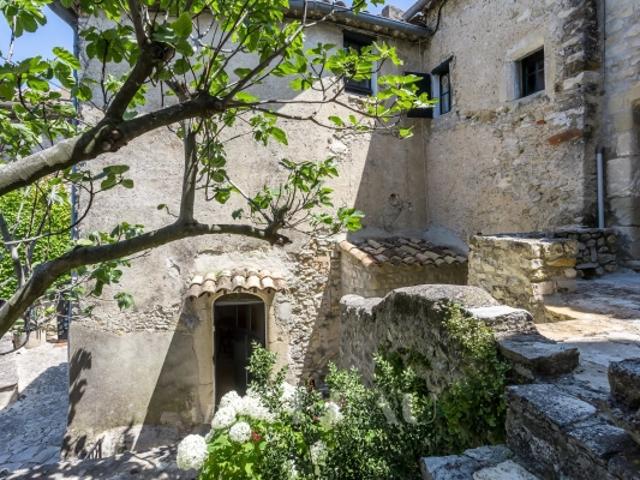 Vaison la Romaine Maison avec jardin et garage