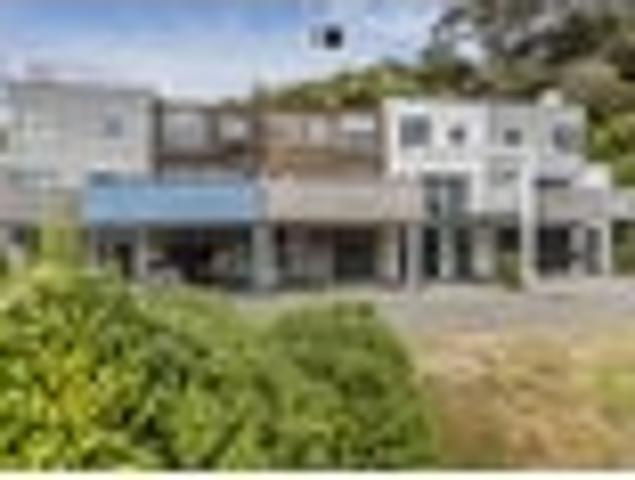 VALUE VALUE VALUE LARGE TOWNHOUSE