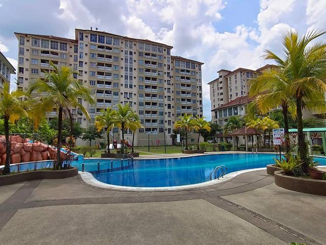 Value buy good condition below market Nilam Puri for sale