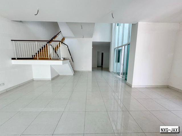 VALUE BUY Delora Bandar Bukit Raja Klang 25Storey House 26x75 5B6R