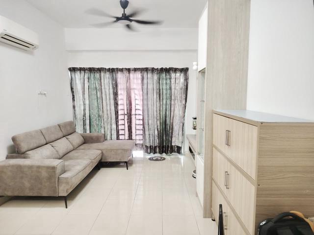 Value Buy Facing Pool Renovated Idaman Iris Freehold