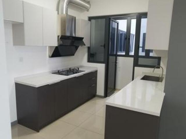 Value buy High floor 2 parking United Point residence Kepong Segambut