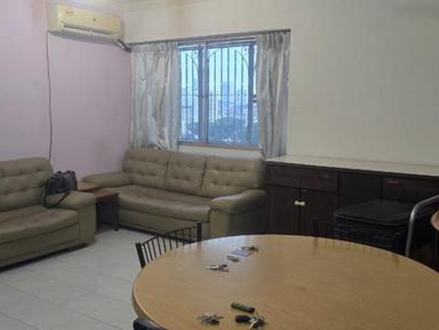 Value buy taman pekaka sg dua reno 2 carparks