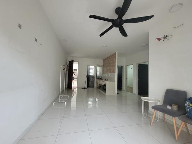 Value Buy Tri Pinnacle Condominium High Floor Pool View