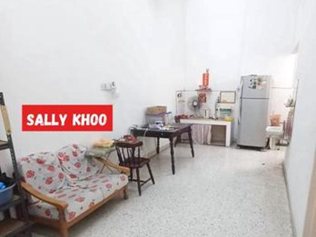 VALUE BUYSingle Storey House Lebuh Nibong Fully Furnished For Sale