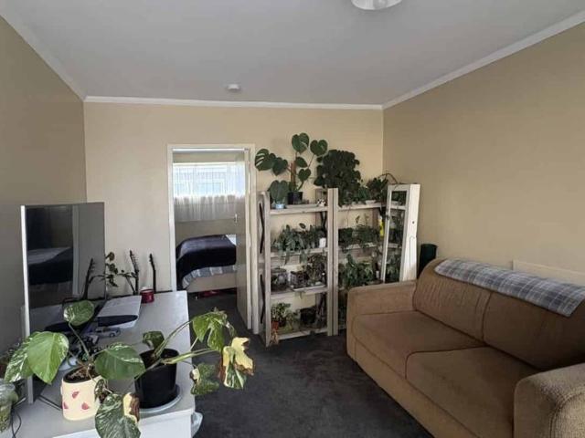 Value Meets Location on Victoria Avenue