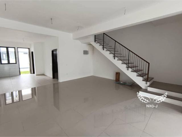 Value Rent Good Condition SemiFurnished 22x75 2Sty Nadira Bukit Raja