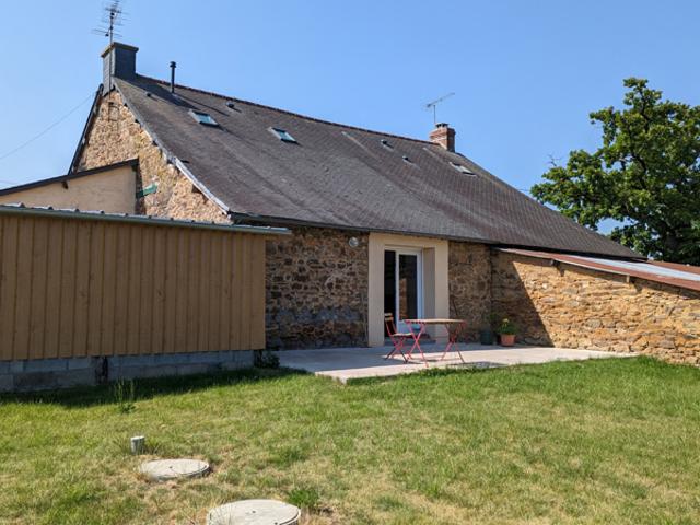 VAL D'ANAST à louer maison T4