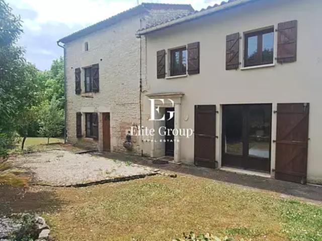 Val de Bonnieure 16230 Achat / Vente maison 8 pièces t8 au dernier étage