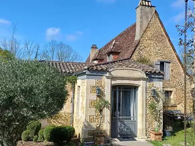 Val de Louyre et Caudeau 24510 Achat / Vente maison 9 pièces t9 terrasse cave