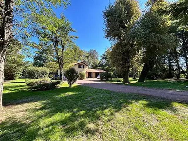Val de Virvée 33240 Achat / Vente maison 6 pièces t6 jardin terrasse