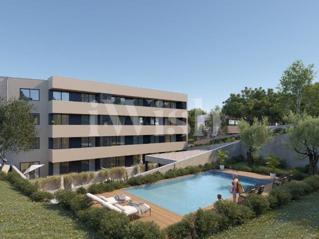 Valadares Pool & Gardens 530m² da Madalena e Samaiões