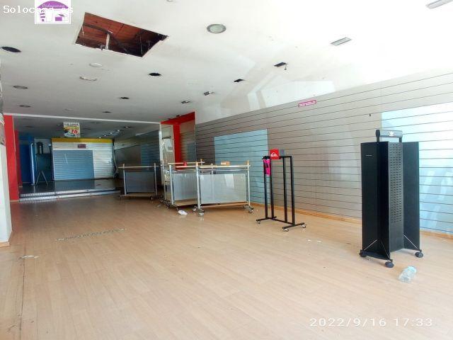 ValaZanca Alquila amplio local comercial en Parla Centro