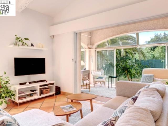 Valbonne: Maison familiale avec piscine