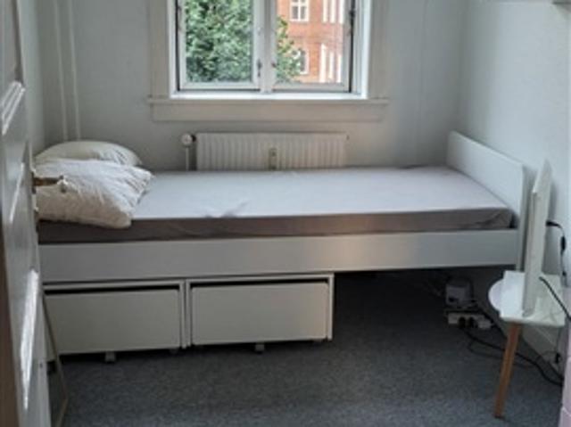 Valby/Cph close to transport and shopping