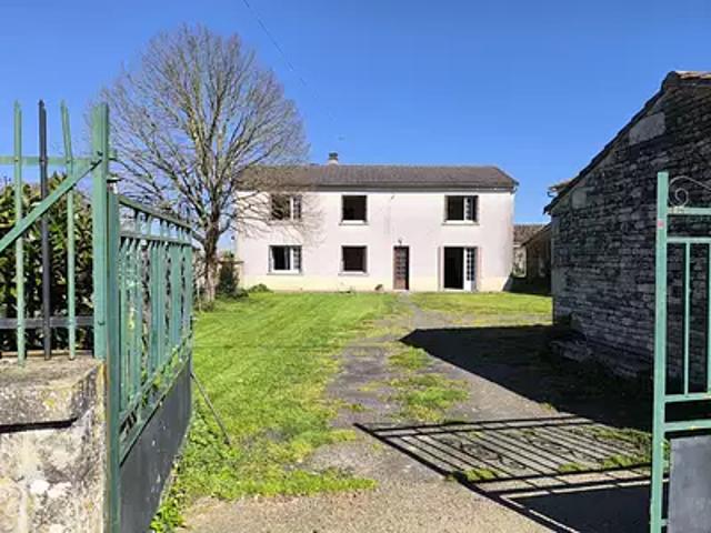 Valdelaume 79110 Achat / Vente maison 5 pièces t5