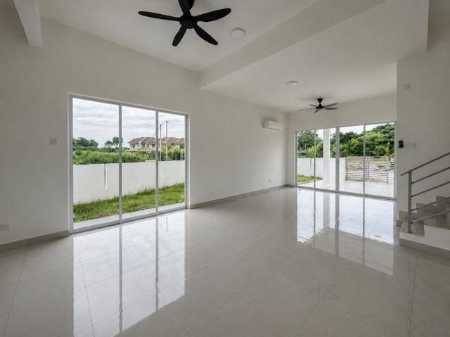 Valdor Jawi Freehold Double Storey Terrace House