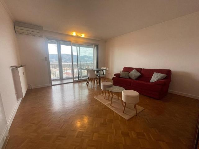 VALENCE MAURICE FAURE – TYPE 2 MEUBLE AVEC BALCON – CHAUF… – IMMO JEANSELME