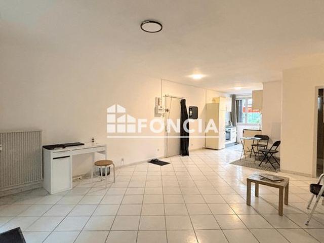 VALENCE appartement T5 Rez de Chaussée