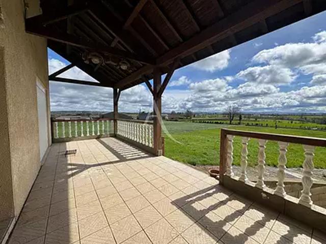 Valence d'Albigeois 81340 Achat / Vente maison 4 pièces t4 terrasse parking