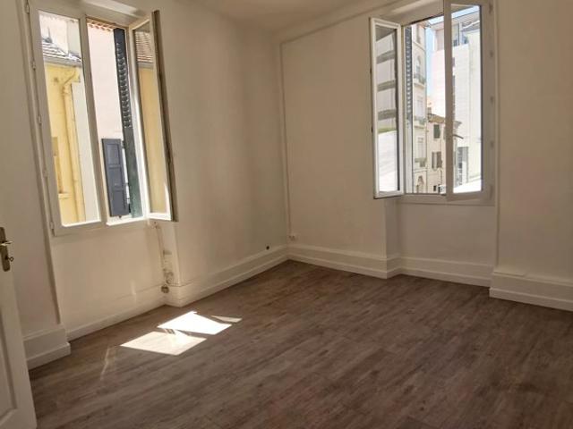 VALENCE – PROCHE GARE – SPACIEUX T2 DE 50 M²