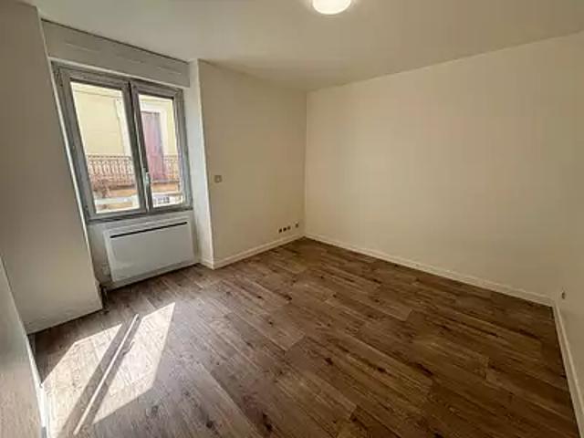 Valence 26000 Location appartement 1 pièce t1