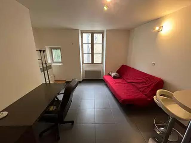 Valence 26000 Location appartement 1 pièce t1 cave