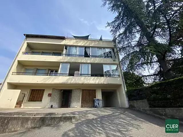 Valence 26000 Location appartement 5 pièces t5 terrasse parking