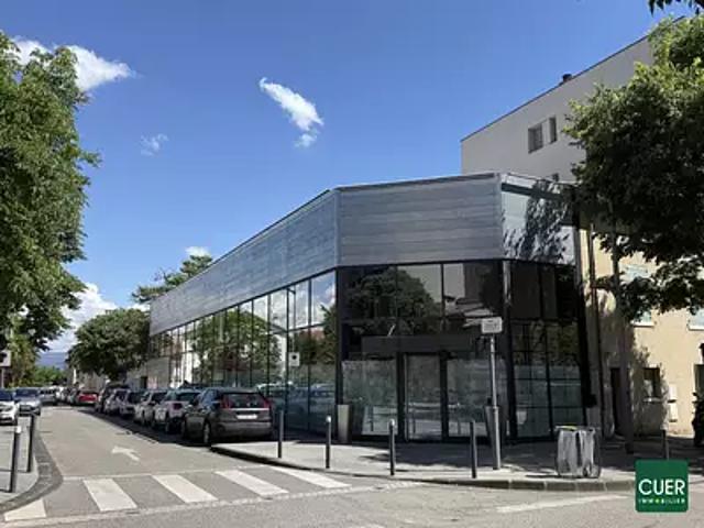 Valence 26000 Location divers 5 pièces