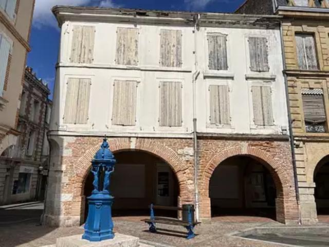Valence 82400 Achat / Vente immeuble parking