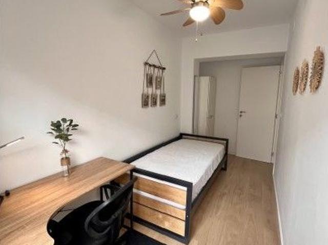 valencia, Valencian Community 46006