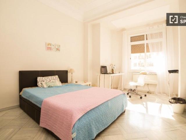 valencia, Valencian Community 46001