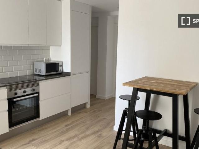 valencia, Valencian Community 46011
